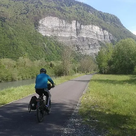 La Cachette Cyclists & Skiers Apartamento