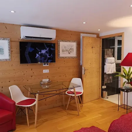 Apartamento La Cachette Cyclists & Skiers