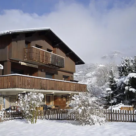Apartamento La Cachette Cyclists & Skiers
