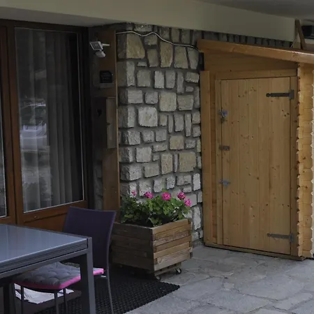 La Cachette Cyclists & Skiers Le Bourg-dʼOisans