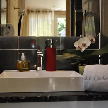 Apartamento La Cachette Cyclists & Skiers *